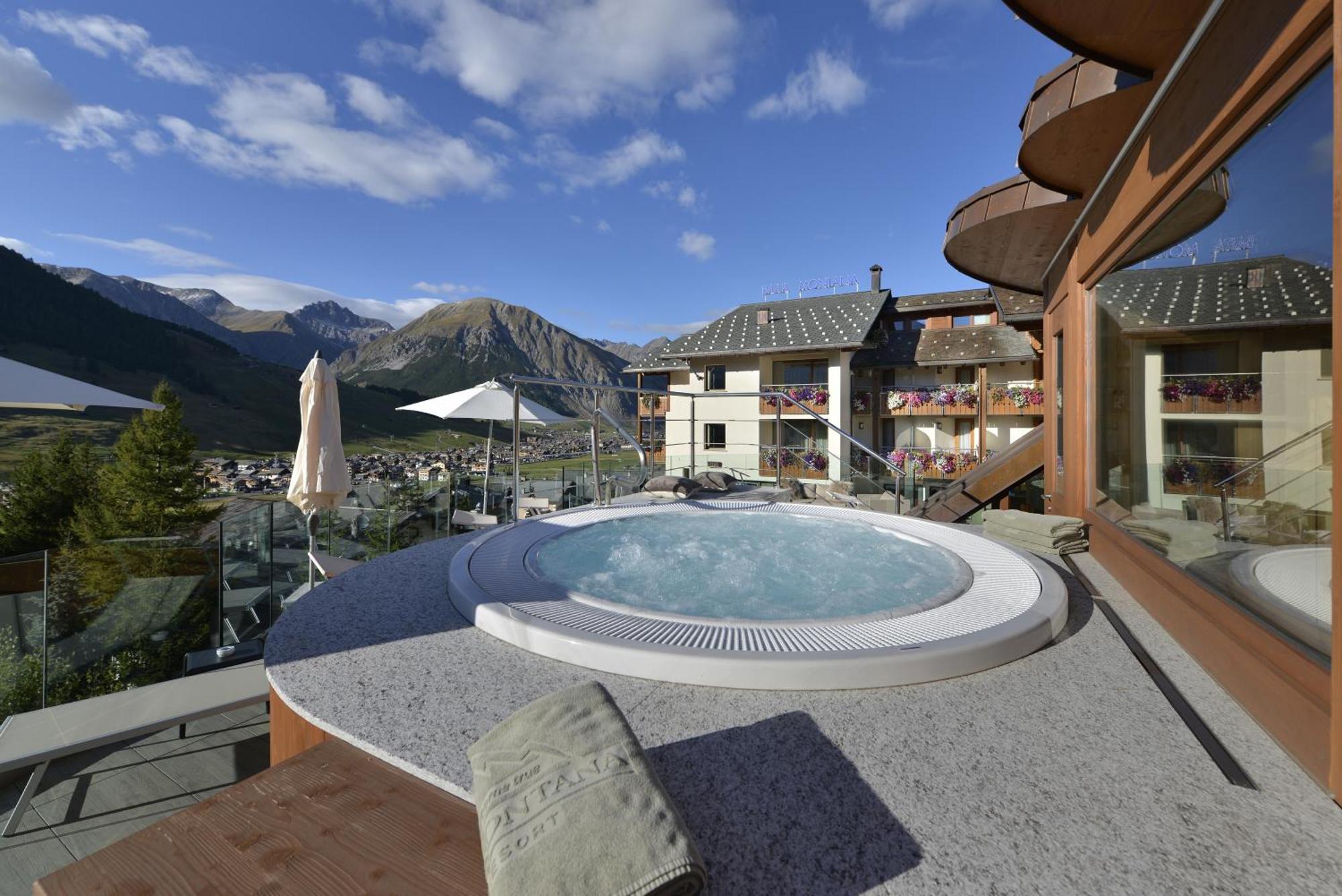 Hotel Baita Montana Livigno Exterior photo